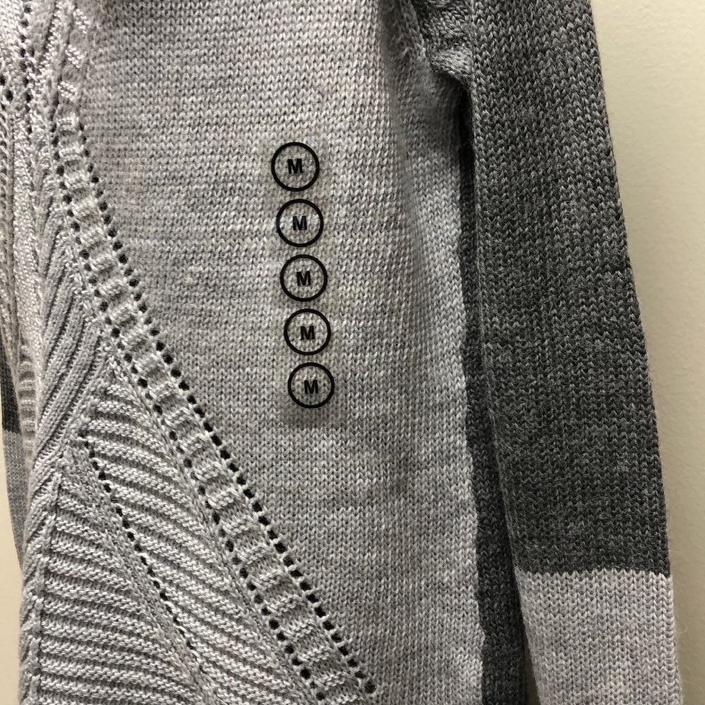Natural Reflections Color Block Sweater - Picture 3 of 7